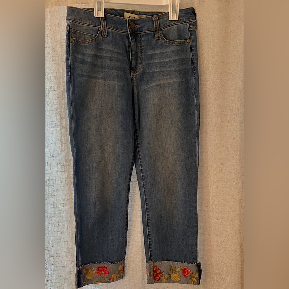 Liverpool cropped jeans with embroidered floral detail